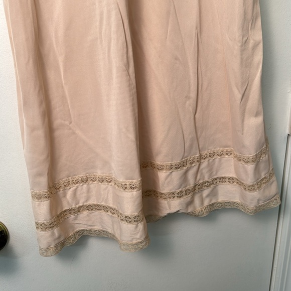 Vintage GayMode Full Length Tan Nylon Dress Slip Lingerie Chemise Size 36/14 - Picture 2 of 7